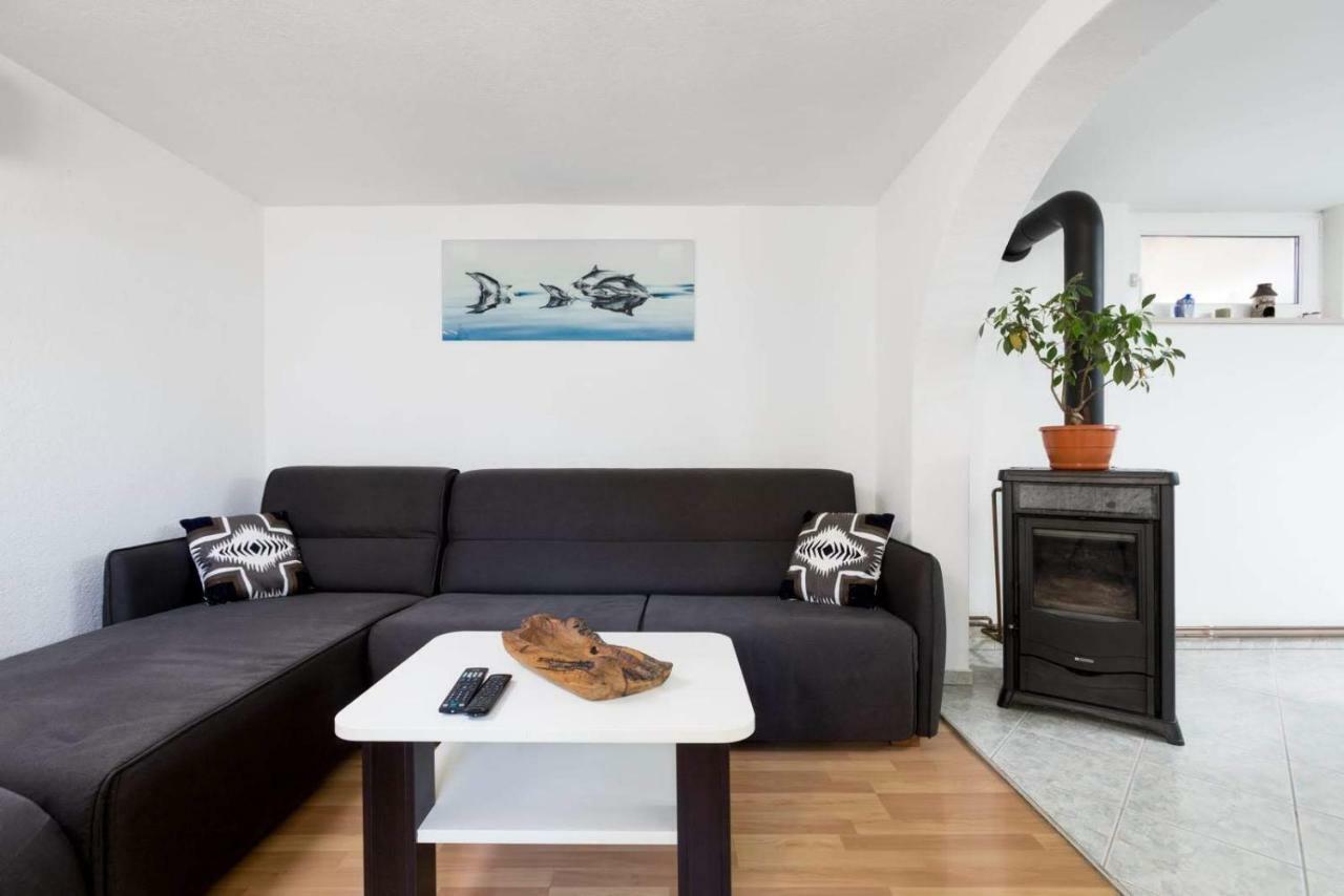 Apartmani Vinko Tribunj-Sovlje Трибунь Экстерьер фото