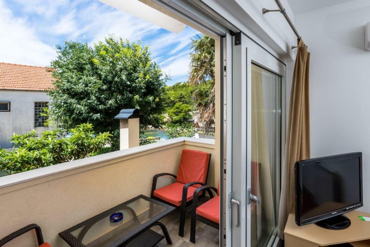 Apartmani Vinko Tribunj-Sovlje Трибунь Экстерьер фото